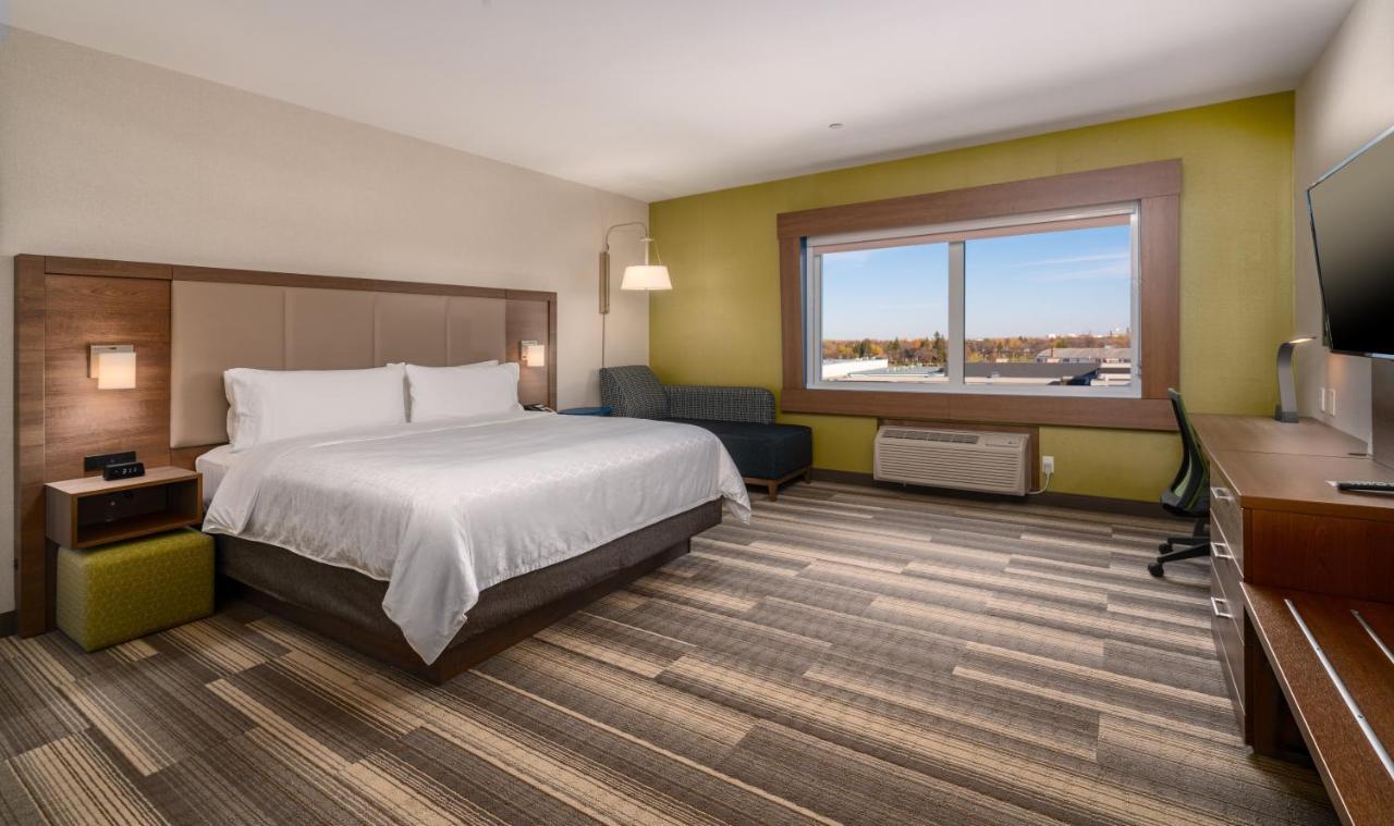 Holiday Inn Express & Suites - Brandon By Ihg Zewnętrze zdjęcie