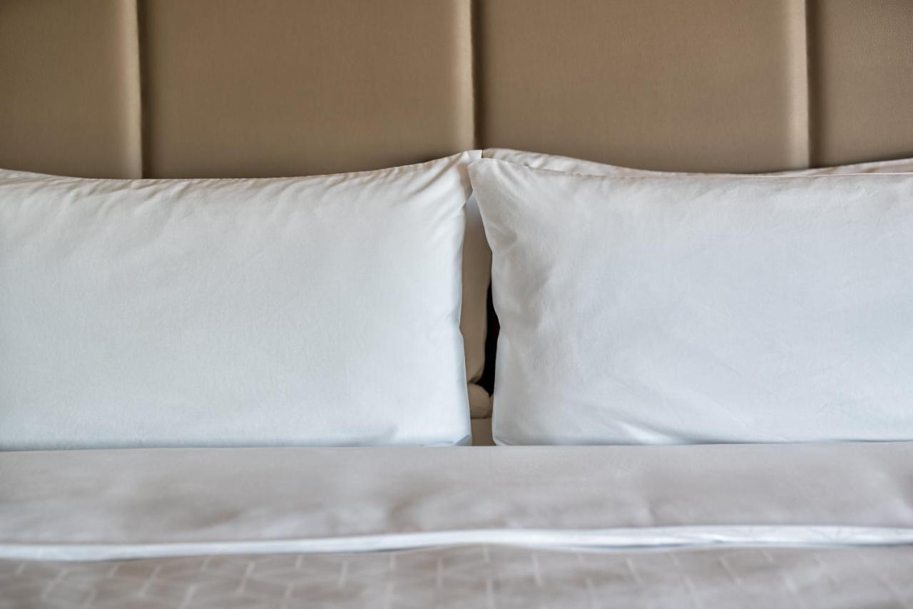 Holiday Inn Express & Suites - Brandon By Ihg Zewnętrze zdjęcie